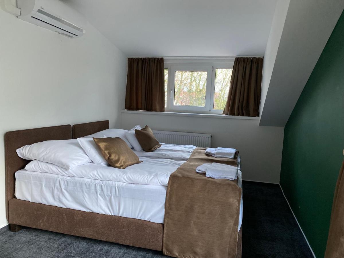 A Fogado Bed & Breakfast Bicske Exterior photo